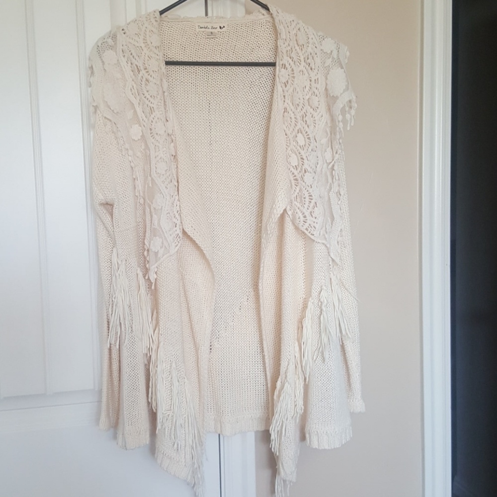 Buckle Cream cardigan